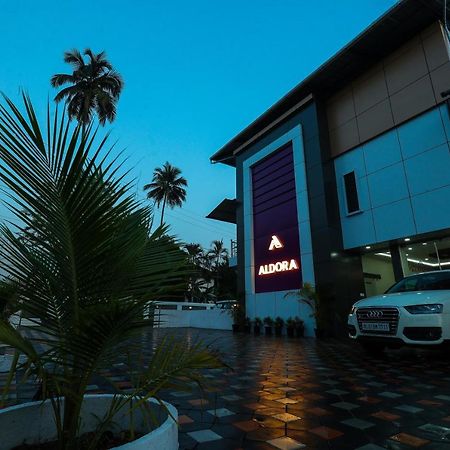 Aldora Airport Residency Hotell Nedumbassery Exteriör bild